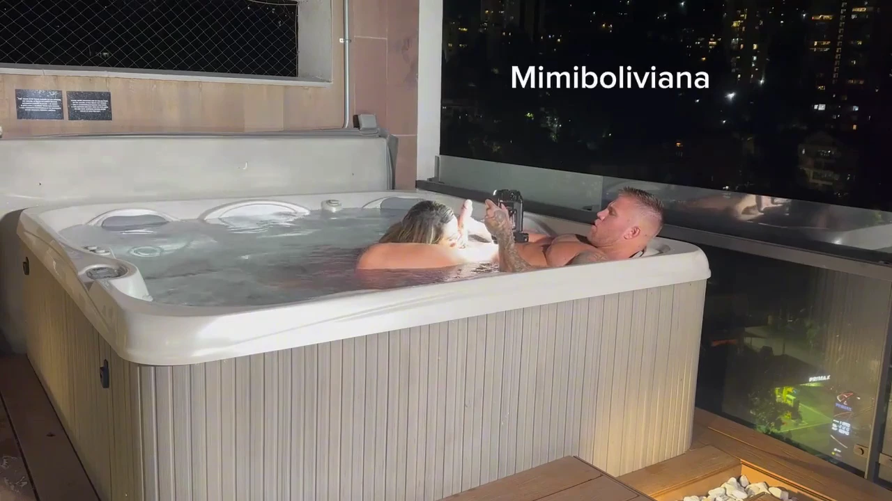 Filoufitt, the French stud with a big, fat cock, delivers an explosive performance in Medellin, causing intense pleasure and female ejaculation porn video